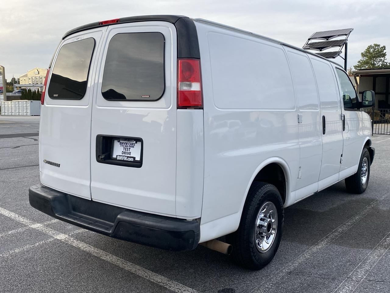 Chevrolet Express Cargo Van RWD 2500 135" 2018