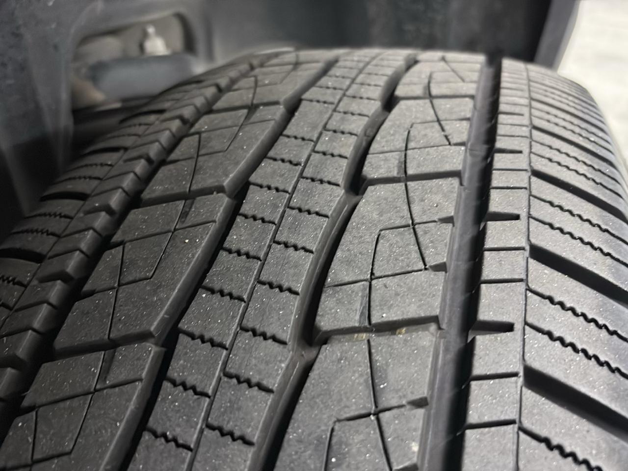 Ford F-150 Lightning Platinum 4WD SuperCrew 5.5' Box 2023