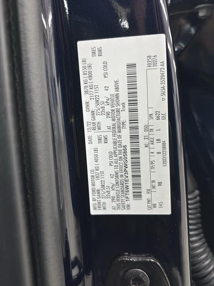 Ford F-150 Lightning Platinum 4WD SuperCrew 5.5' Box 2023
