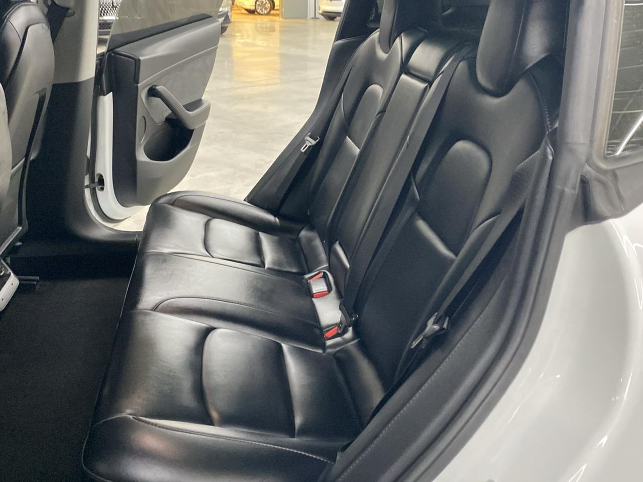 Tesla Model 3 RWD 2023