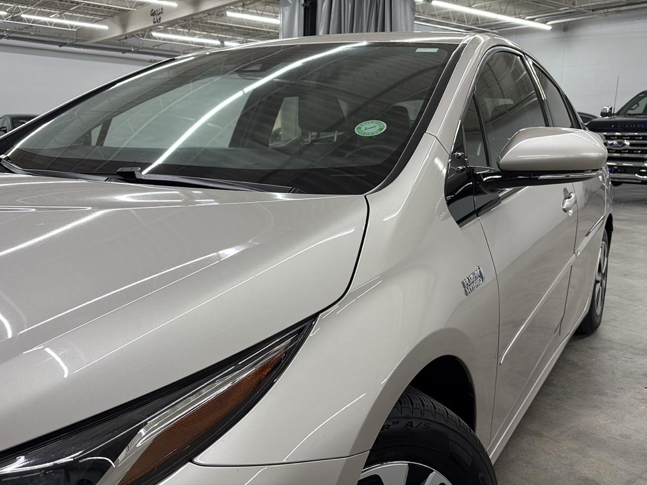Toyota Prius Prime Advanced (Natl) 2017