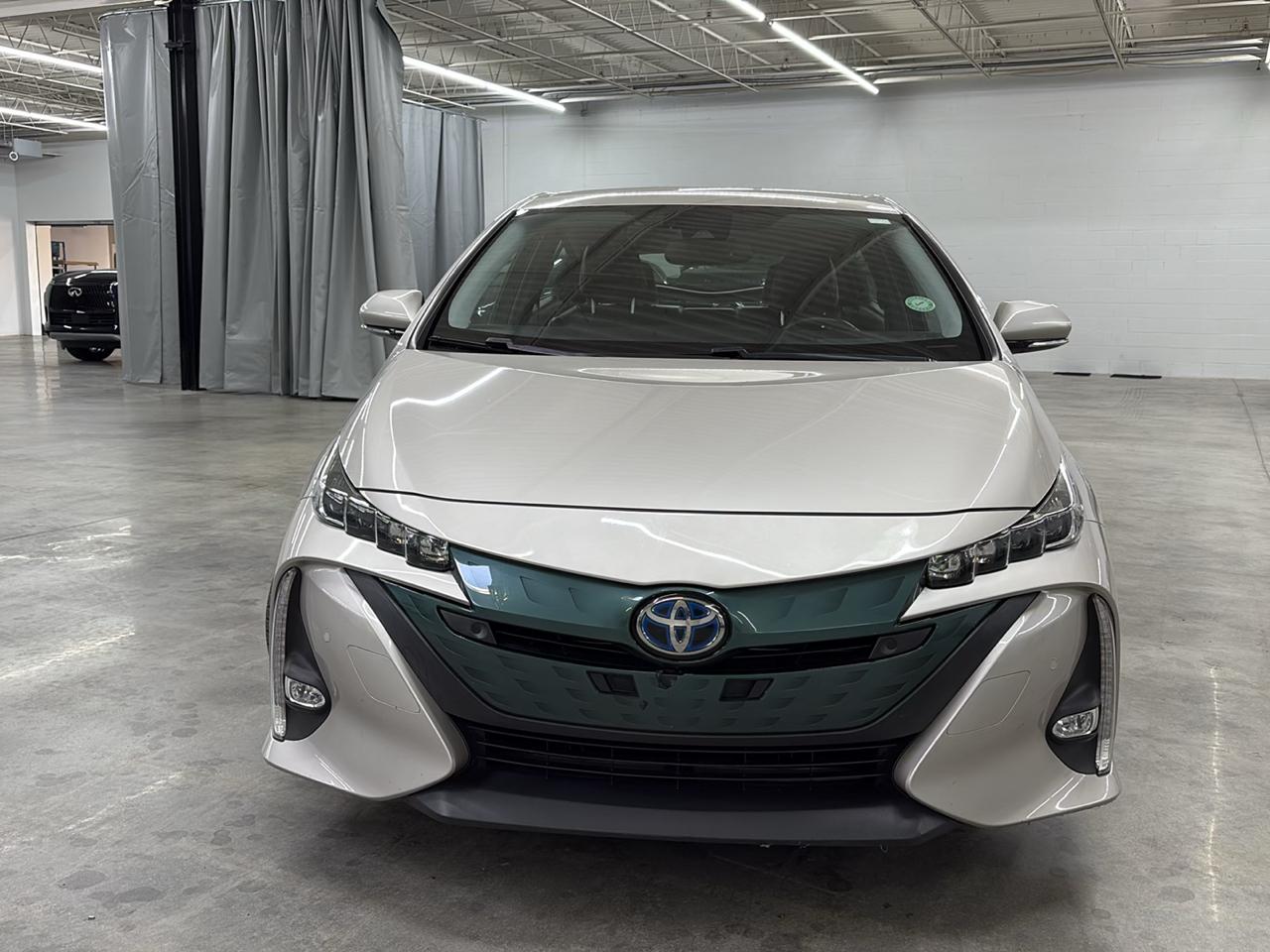 Toyota Prius Prime Advanced (Natl) 2017