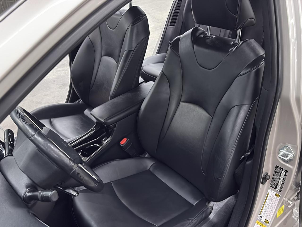 Toyota Prius Prime Advanced (Natl) 2017