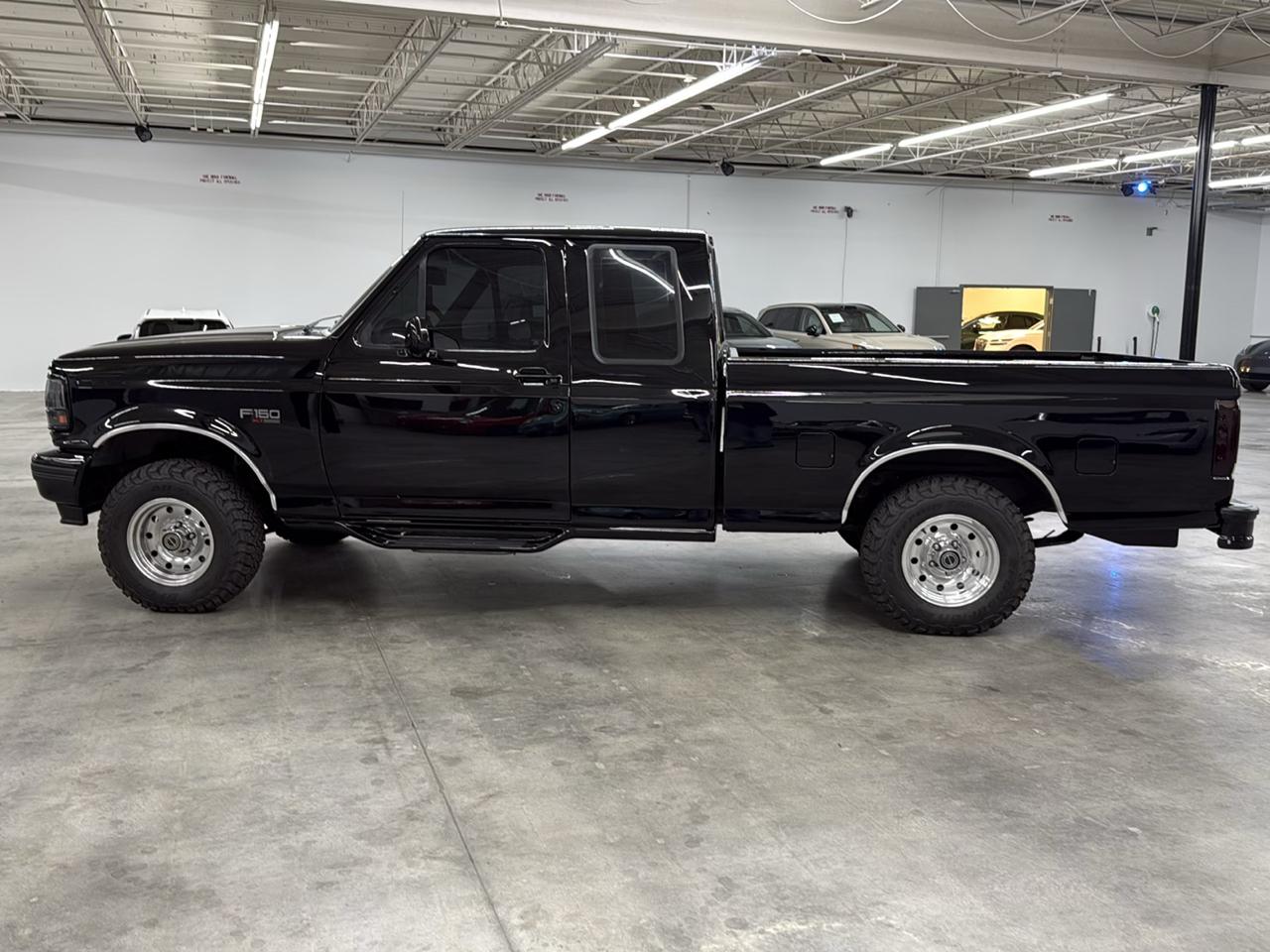 Ford F-150 Supercab 138.8" WB 1995