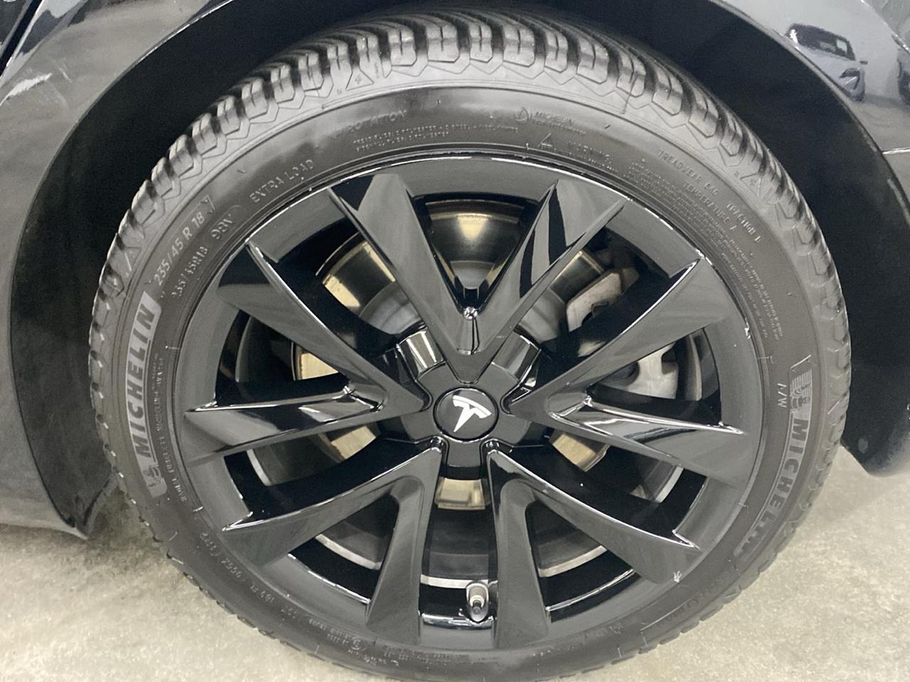 Tesla Model 3 Long Range AWD 2021