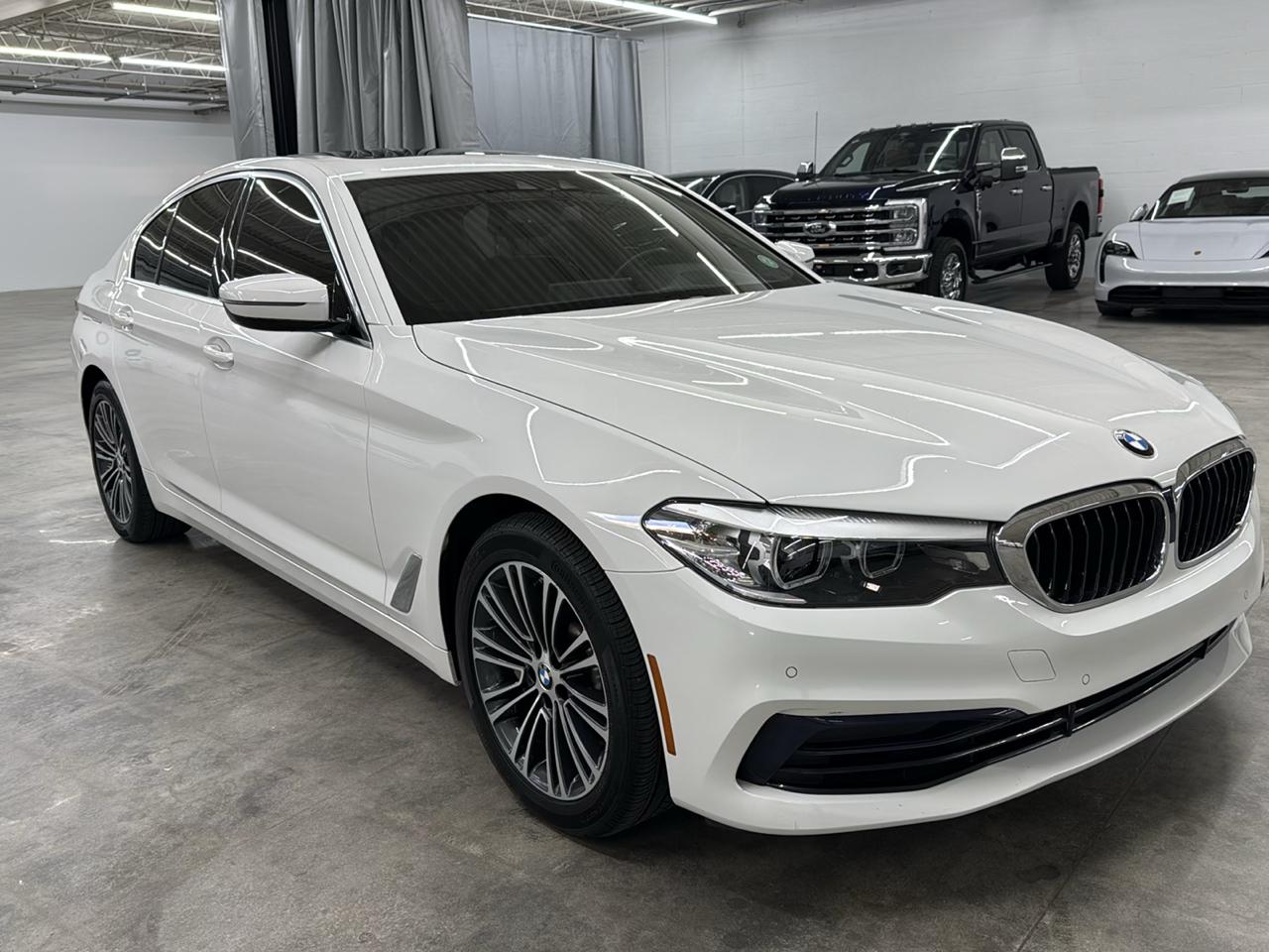 BMW 5 Series 530i Sedan 2020