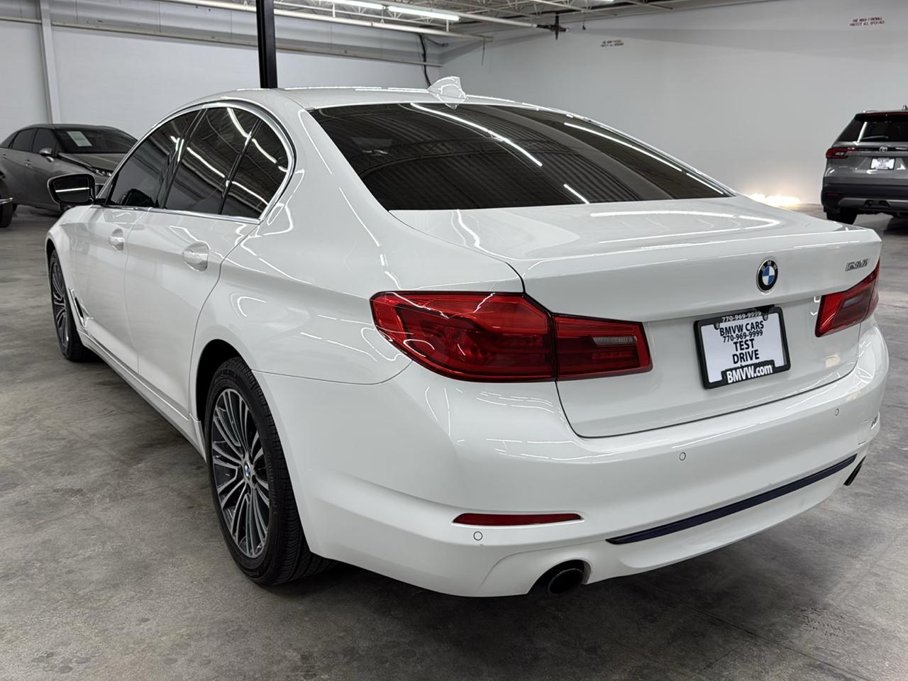 BMW 5 Series 530i Sedan 2020