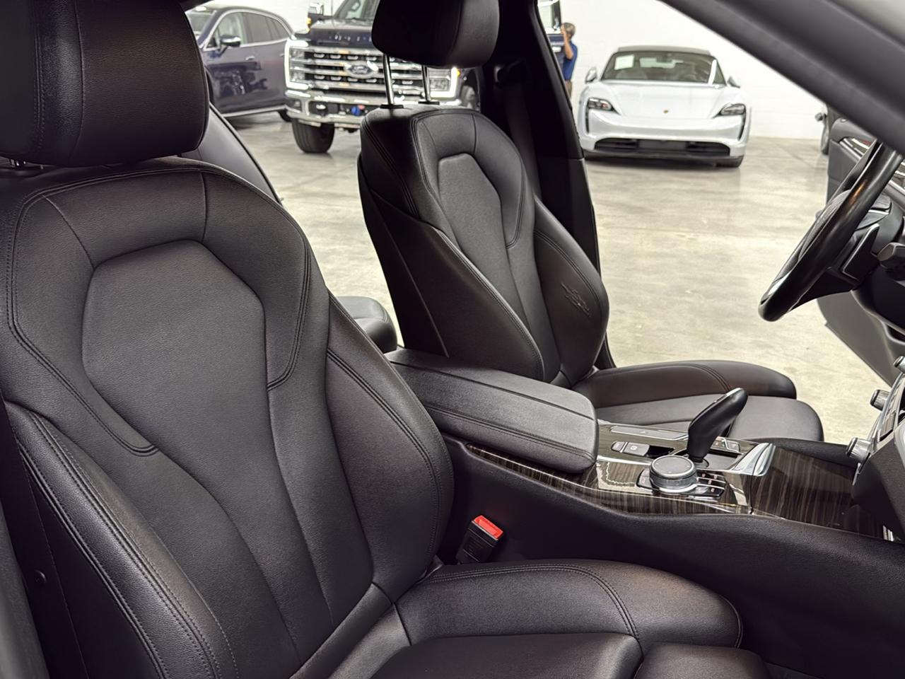 BMW 5 Series 530i Sedan 2020