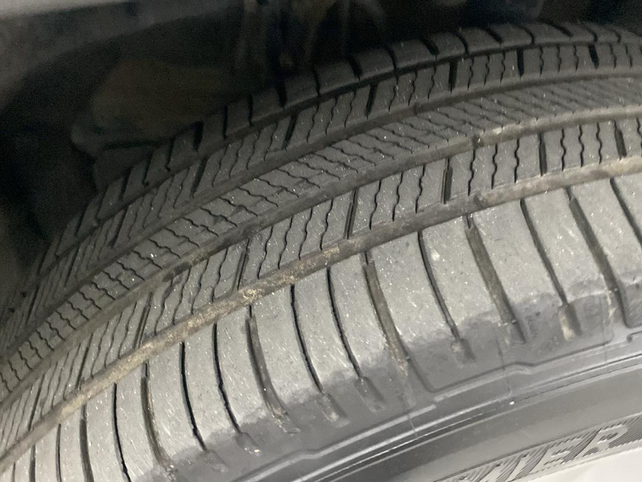 Toyota RAV4 XLE FWD (Natl) 2019
