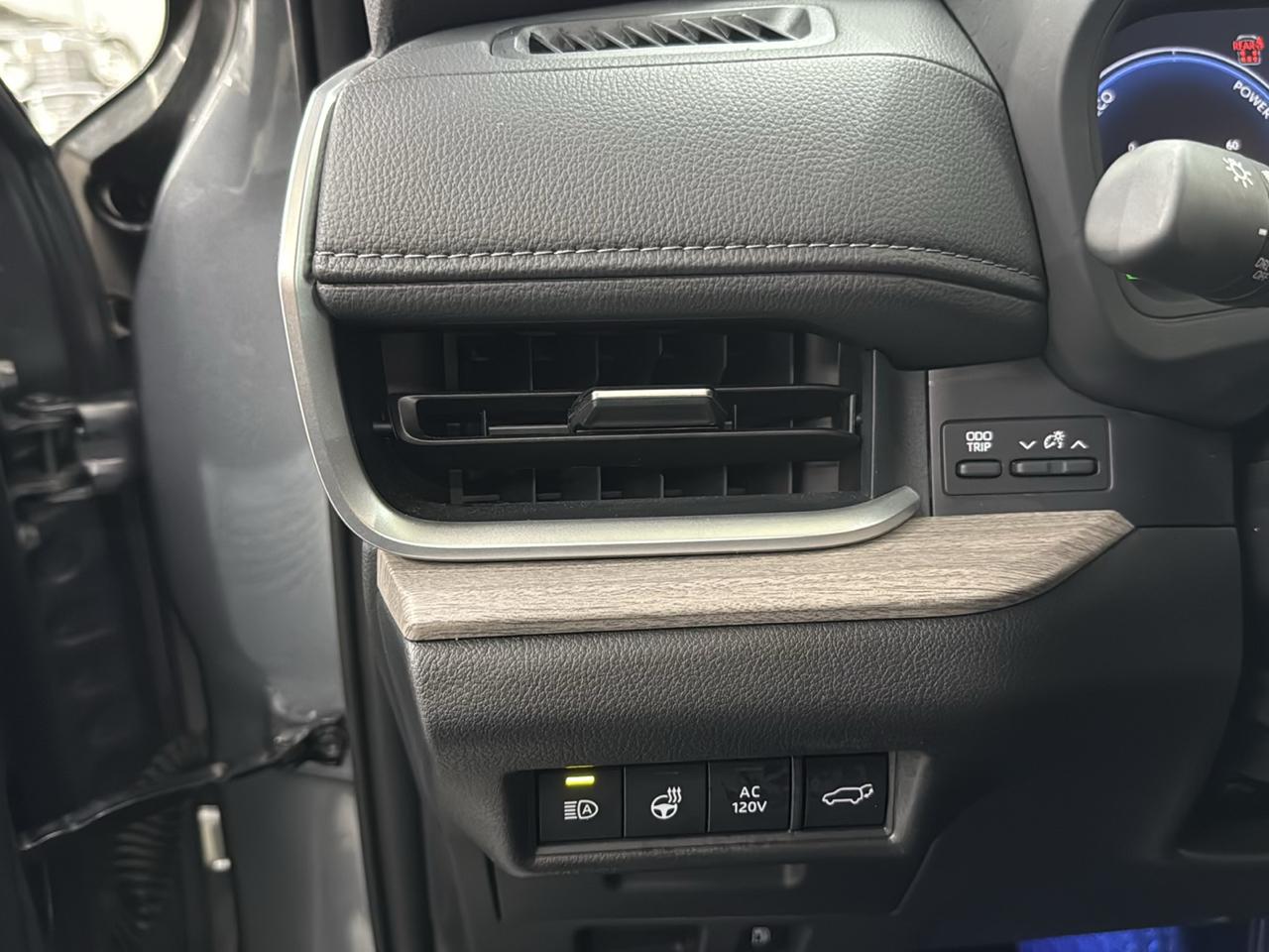 Toyota Grand Highlander photo 28