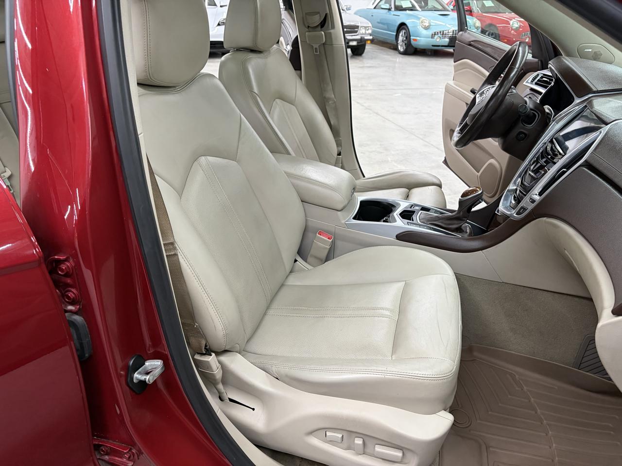 Cadillac SRX FWD 4dr Luxury Collection 2013