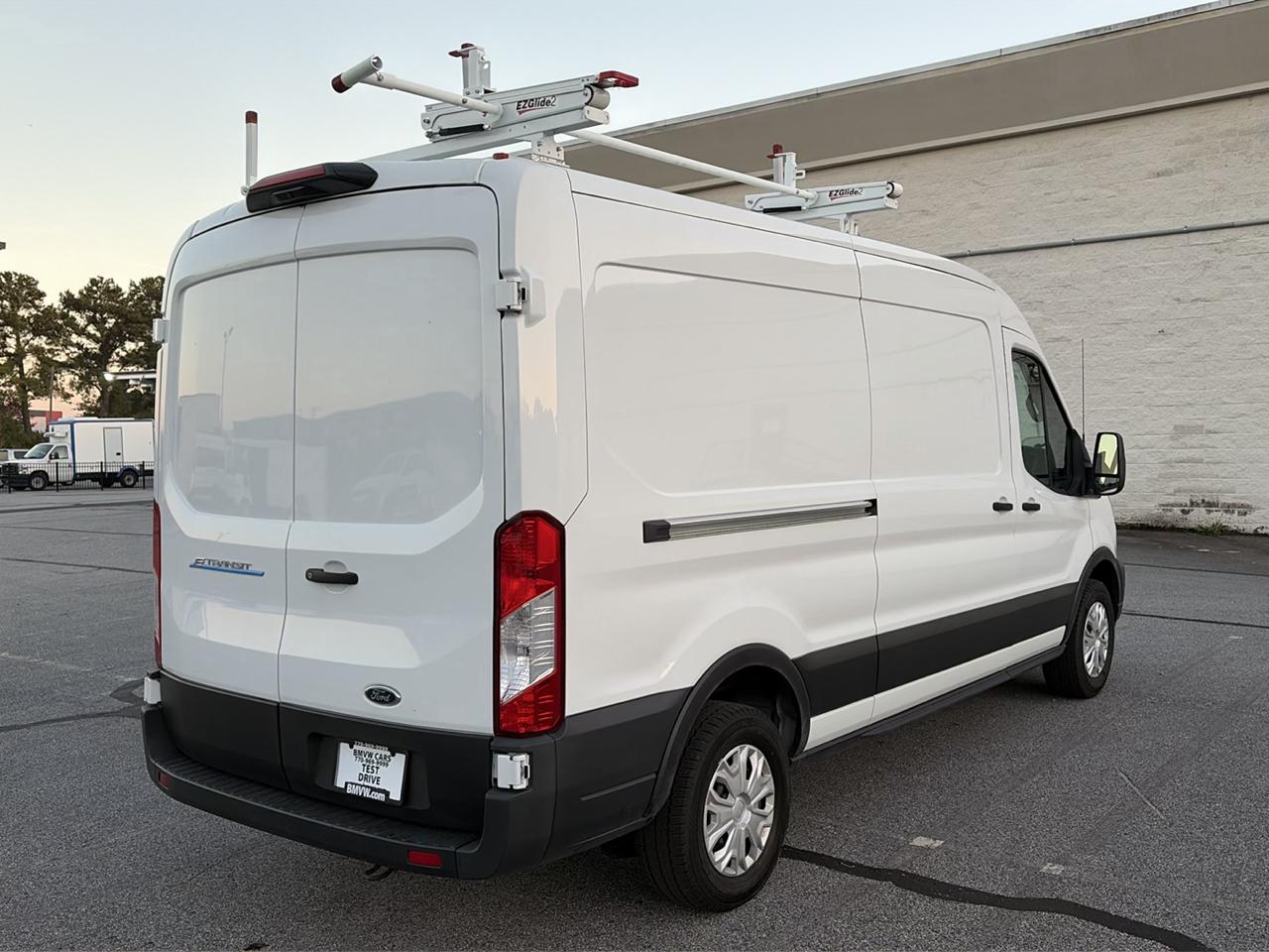 Ford E-Transit Cargo Van T-350 130" Med Rf 9500 GVWR RWD 2023