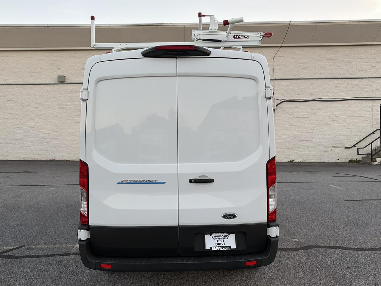 Ford E-Transit Cargo Van T-350 130" Med Rf 9500 GVWR RWD 2023