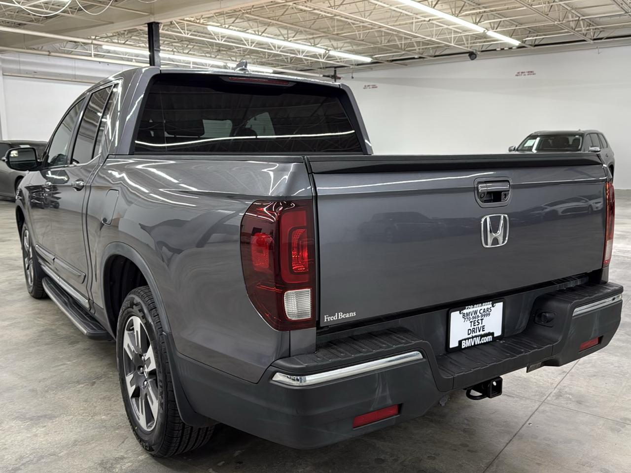 Honda Ridgeline RTL-T 4x4 Crew Cab 5.3' Bed 2017