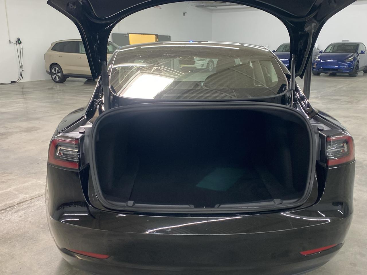 Tesla Model 3 RWD 2023