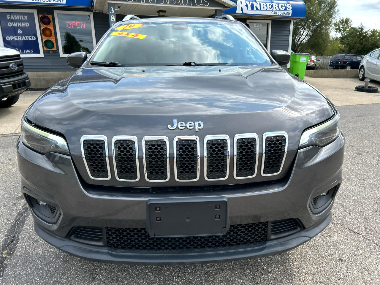Jeep Cherokee Latitude Plus 4WD 2019 Jeep Cherokee Latitude Plus 4WD 2019