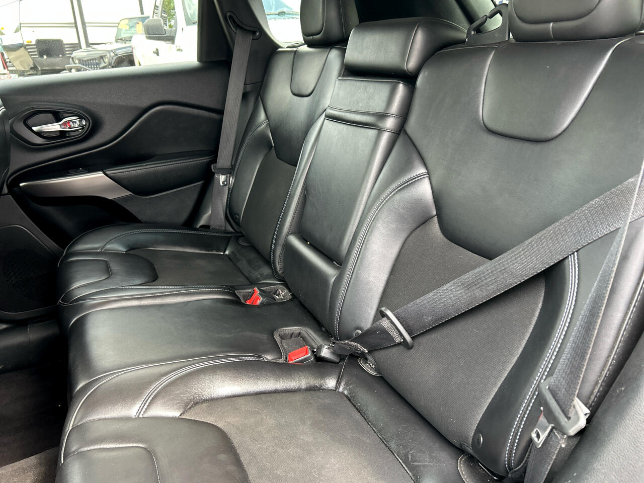 Jeep Cherokee Latitude Plus 4WD 2019 Jeep Cherokee Latitude Plus 4WD 2019