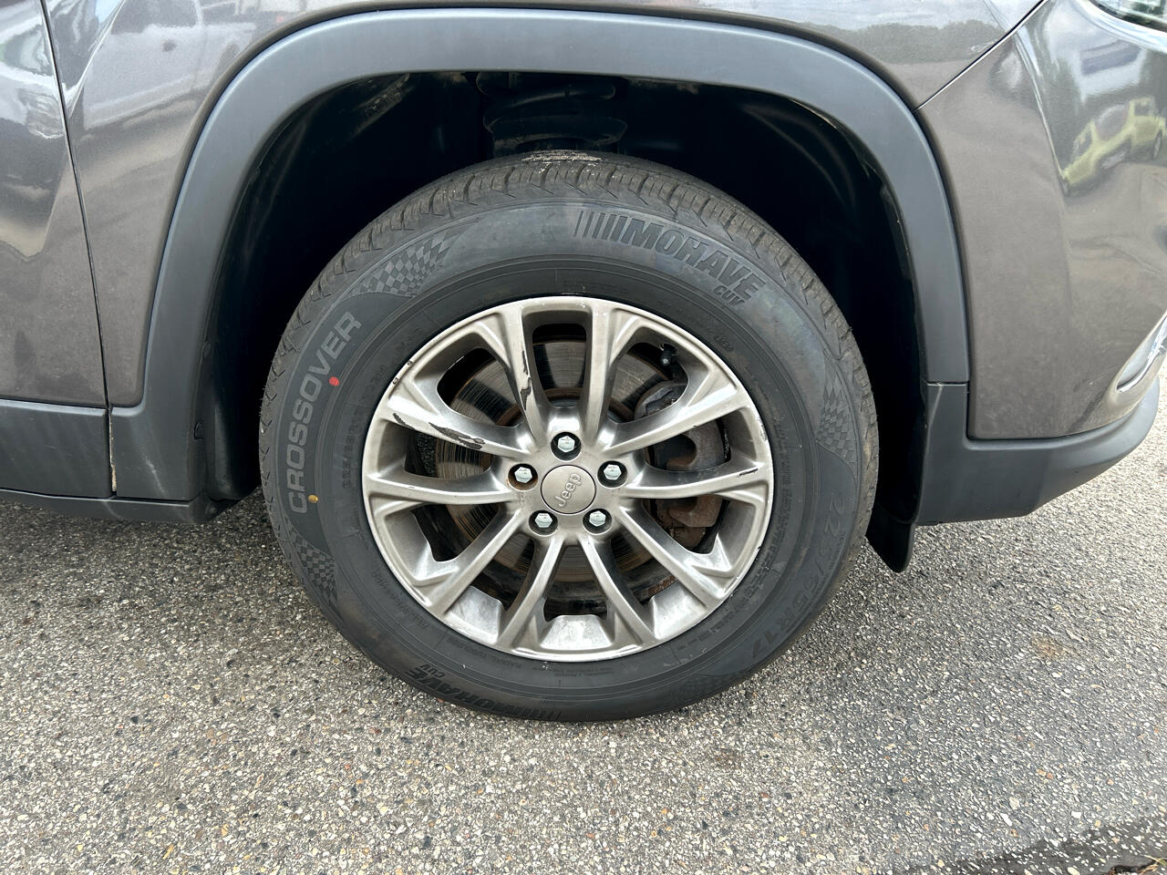 Jeep Cherokee Latitude Plus 4WD 2019 Jeep Cherokee Latitude Plus 4WD 2019