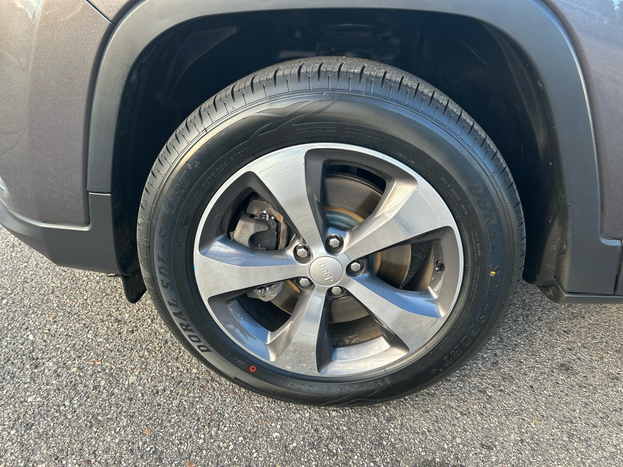 Jeep Cherokee Limited 4WD 2019 Jeep Cherokee Limited 4WD 2019