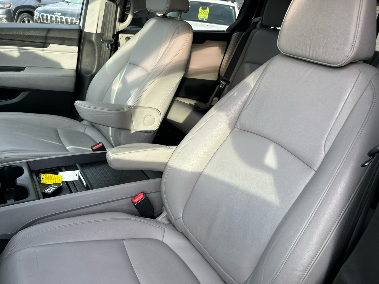 Honda Odyssey EX-L w/ DVD and Navigation 2019 Honda Odyssey EX-L w/ DVD and Navigation 2019