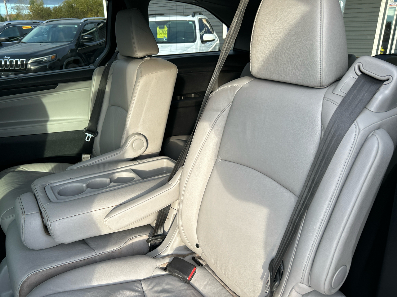 Honda Odyssey EX-L w/ DVD and Navigation 2019 Honda Odyssey EX-L w/ DVD and Navigation 2019