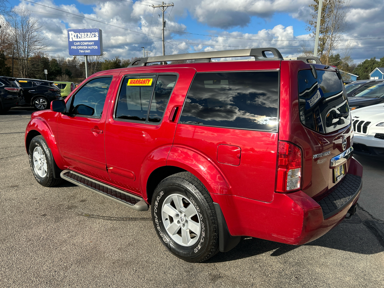 Nissan Pathfinder LE 4WD 2012 Nissan Pathfinder LE 4WD 2012