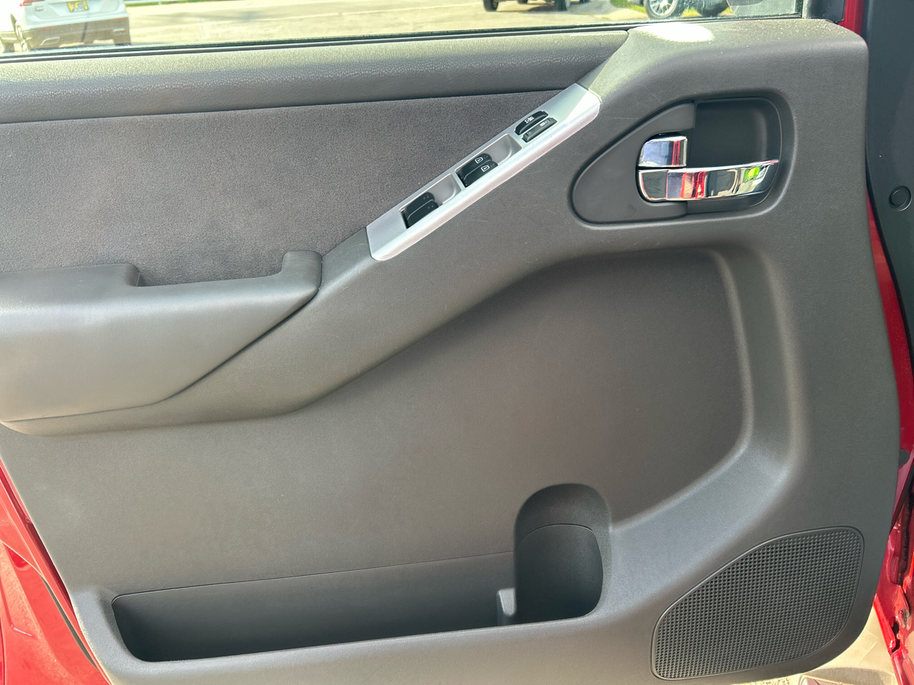 Nissan Pathfinder LE 4WD 2012 Nissan Pathfinder LE 4WD 2012