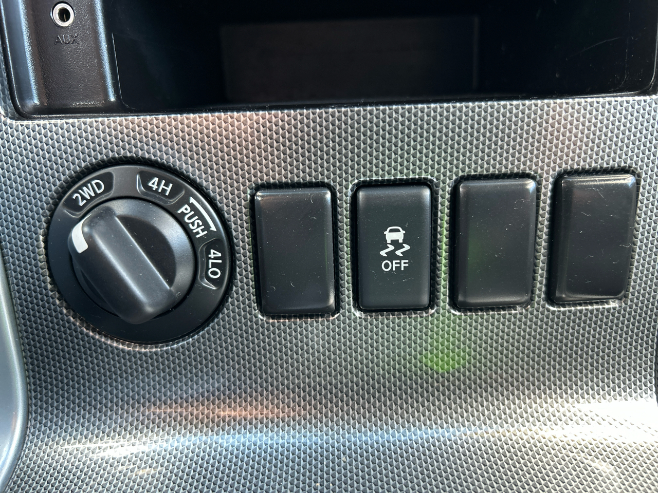 Nissan Pathfinder LE 4WD 2012 Nissan Pathfinder LE 4WD 2012