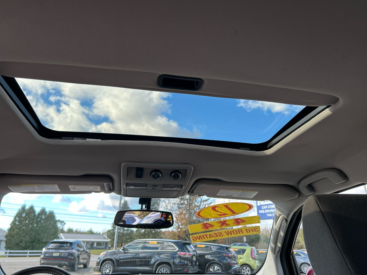 Nissan Pathfinder LE 4WD 2012 Nissan Pathfinder LE 4WD 2012