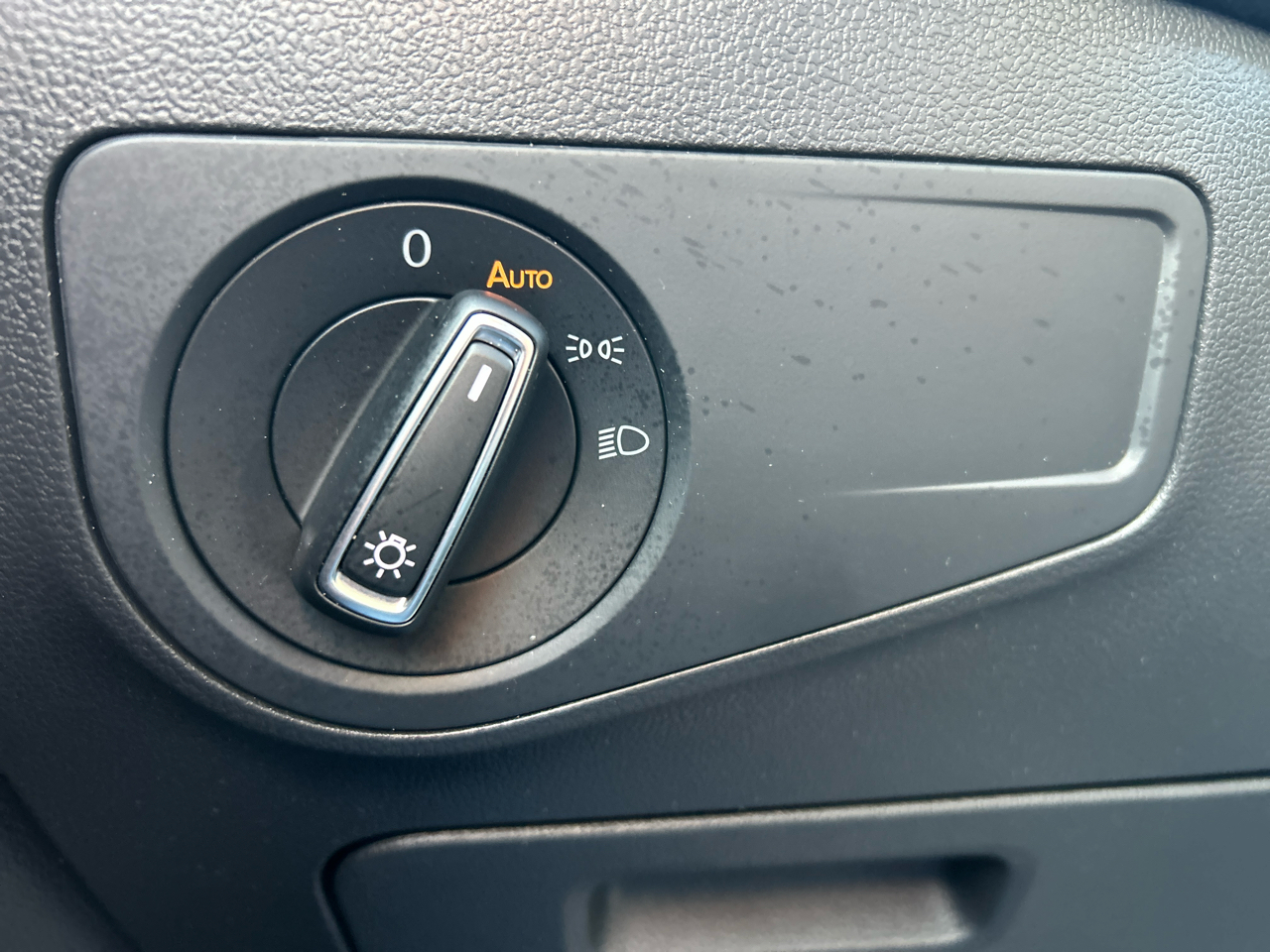 Volkswagen Tiguan SEL 4Motion AWD 2019 Volkswagen Tiguan SEL 4Motion AWD 2019