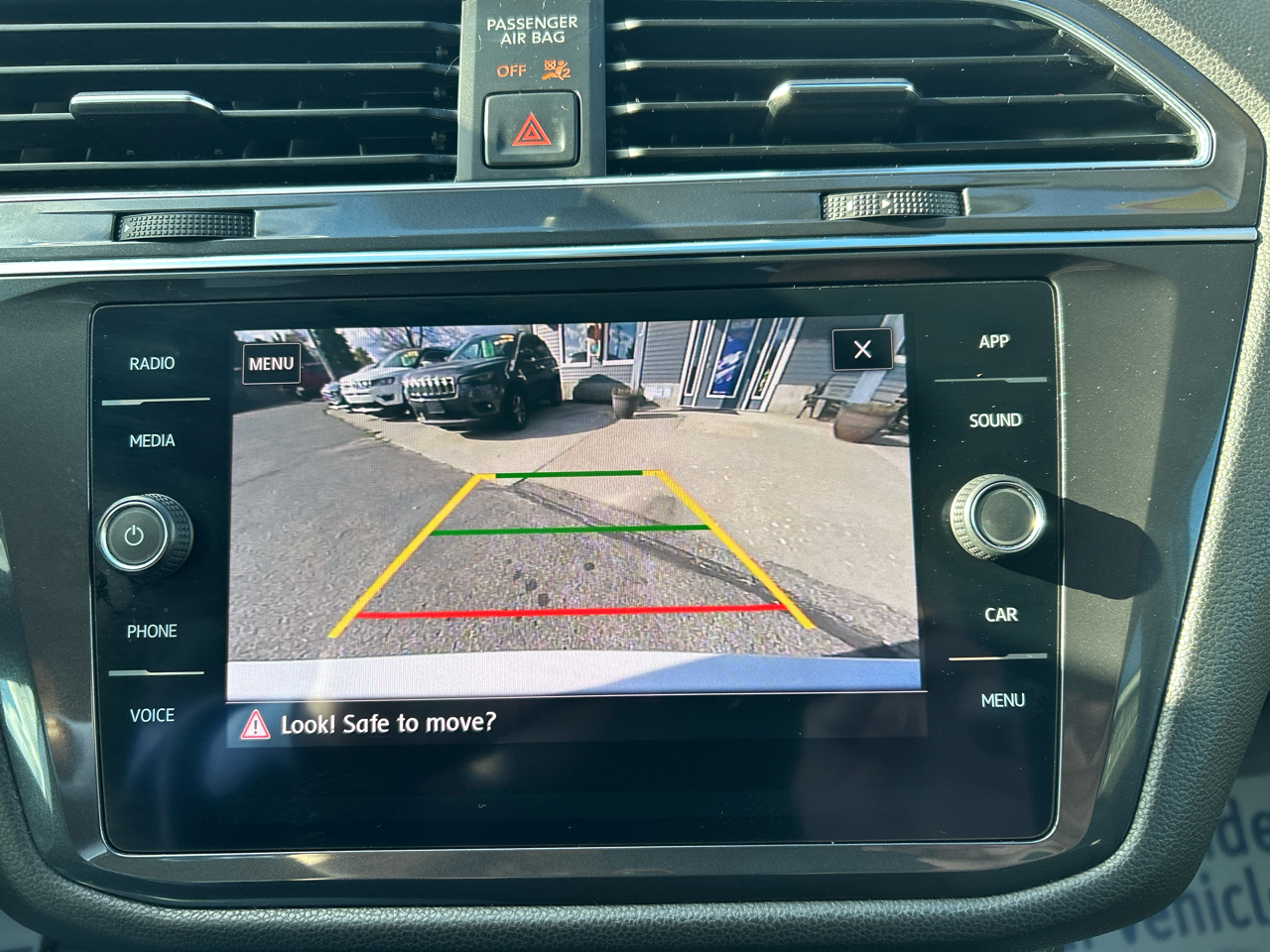 Volkswagen Tiguan SEL 4Motion AWD 2019 Volkswagen Tiguan SEL 4Motion AWD 2019