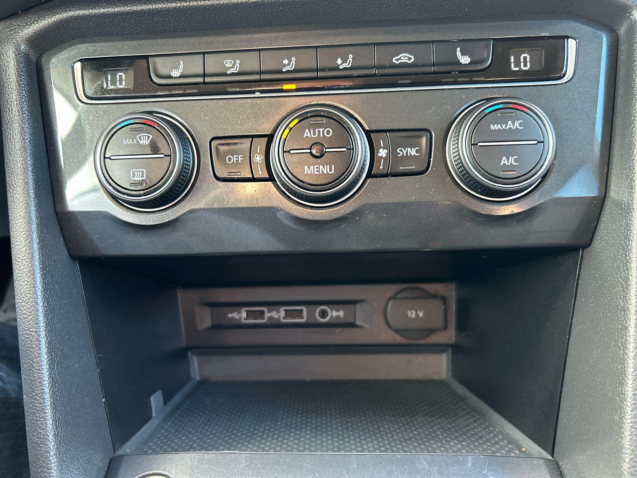 Volkswagen Tiguan SEL 4Motion AWD 2019 Volkswagen Tiguan SEL 4Motion AWD 2019