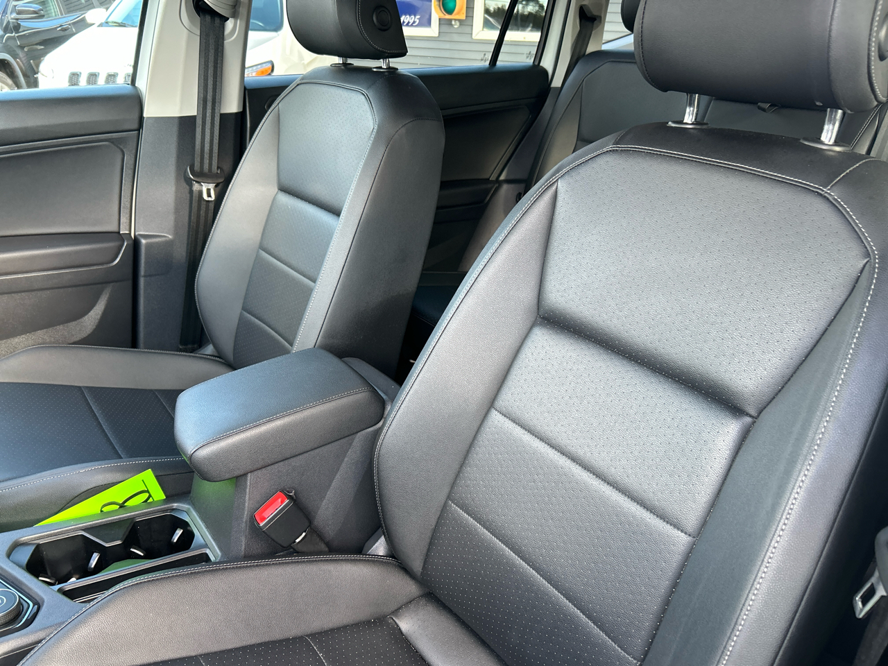 Volkswagen Tiguan SEL 4Motion AWD 2019 Volkswagen Tiguan SEL 4Motion AWD 2019