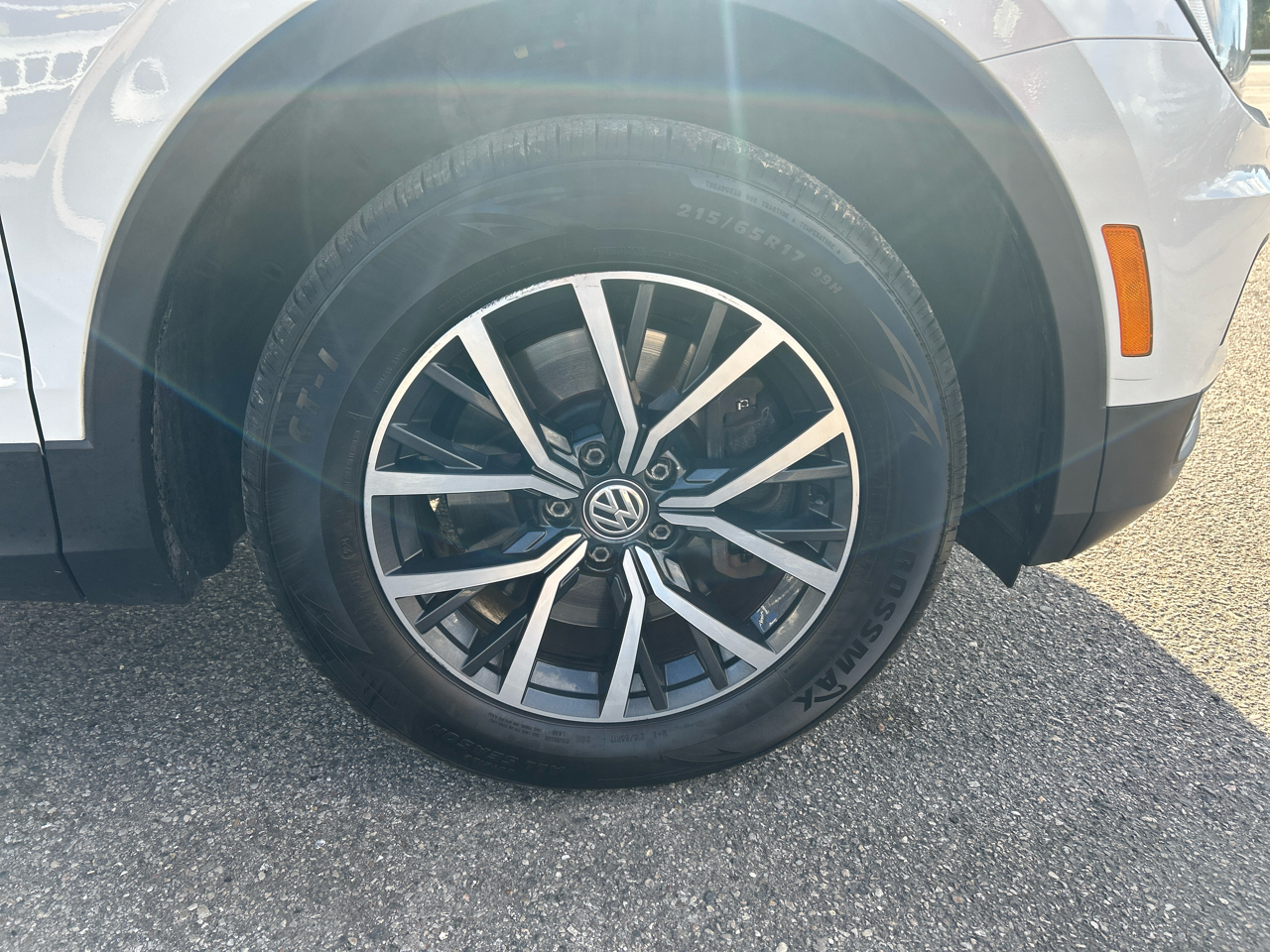 Volkswagen Tiguan SEL 4Motion AWD 2019 Volkswagen Tiguan SEL 4Motion AWD 2019