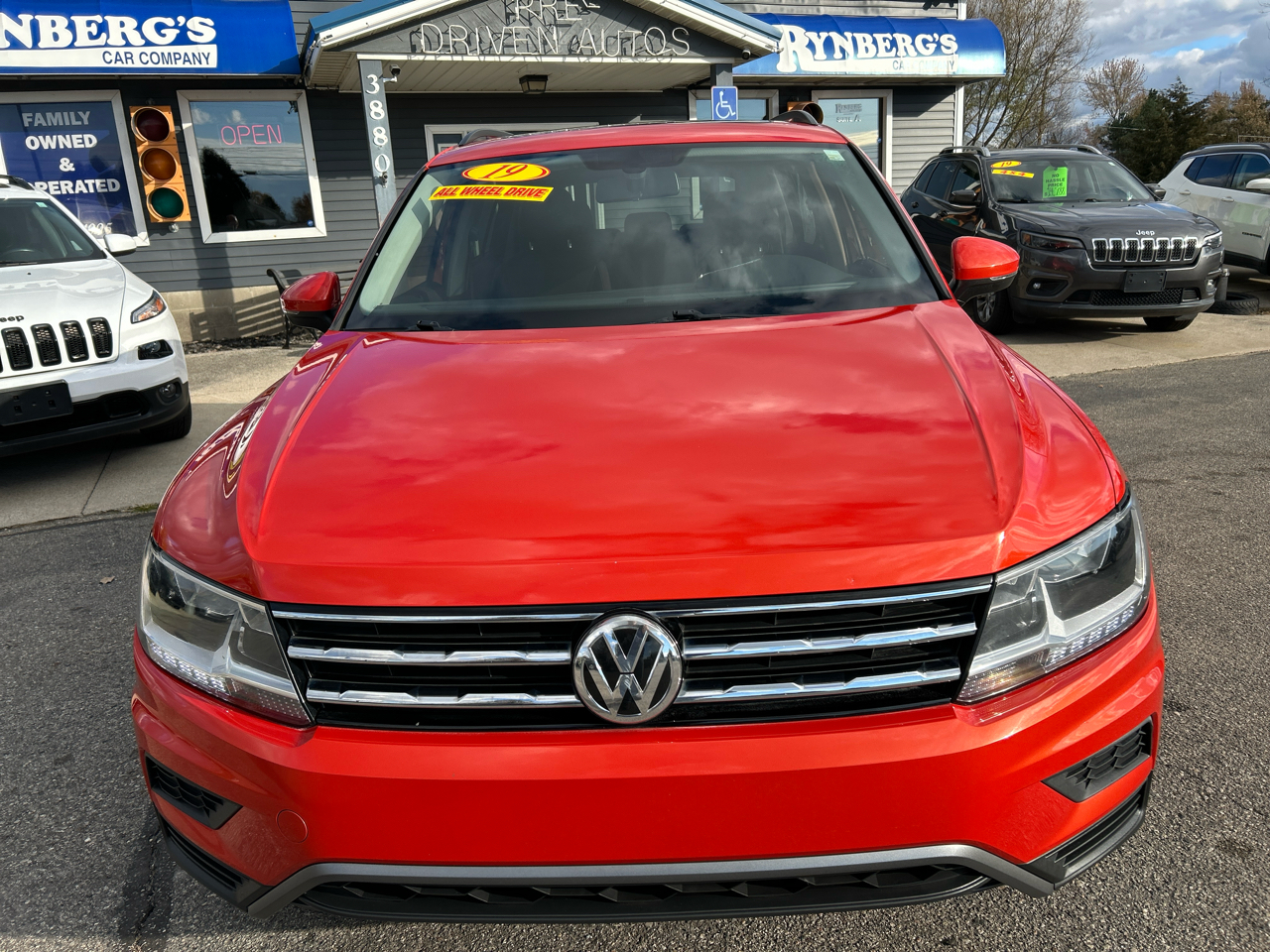 Volkswagen Tiguan SEL 4Motion AWD 2019 Volkswagen Tiguan SEL 4Motion AWD 2019