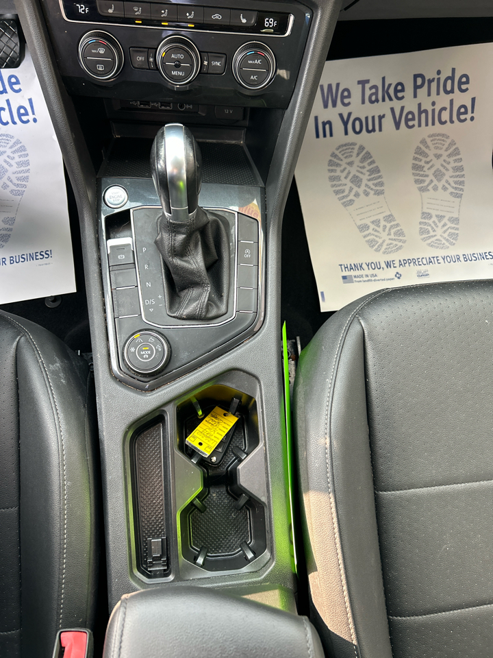 Volkswagen Tiguan SEL 4Motion AWD 2019 Volkswagen Tiguan SEL 4Motion AWD 2019