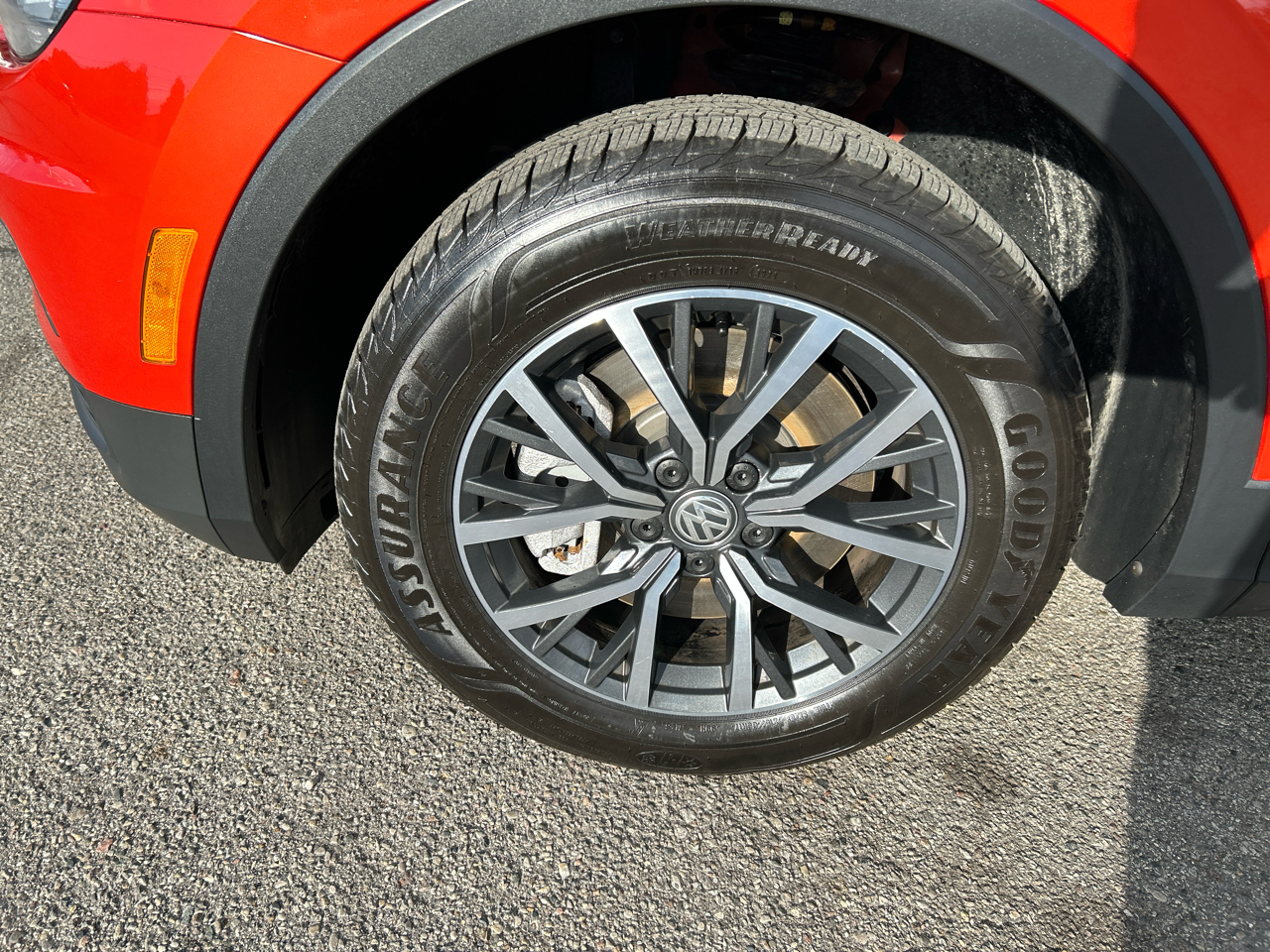 Volkswagen Tiguan SEL 4Motion AWD 2019 Volkswagen Tiguan SEL 4Motion AWD 2019