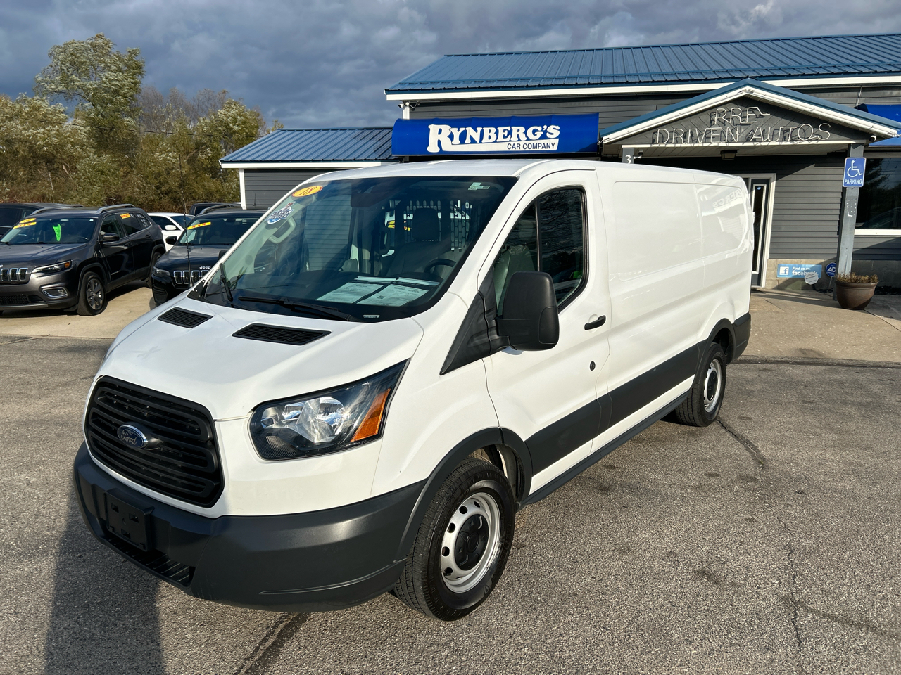 Ford Transit 150 Van Low Roof w/Sliding Pass. 130-in. WB 2018 Ford Transit 150 Van Low Roof w/Sliding Pass. 130-in. WB 2018