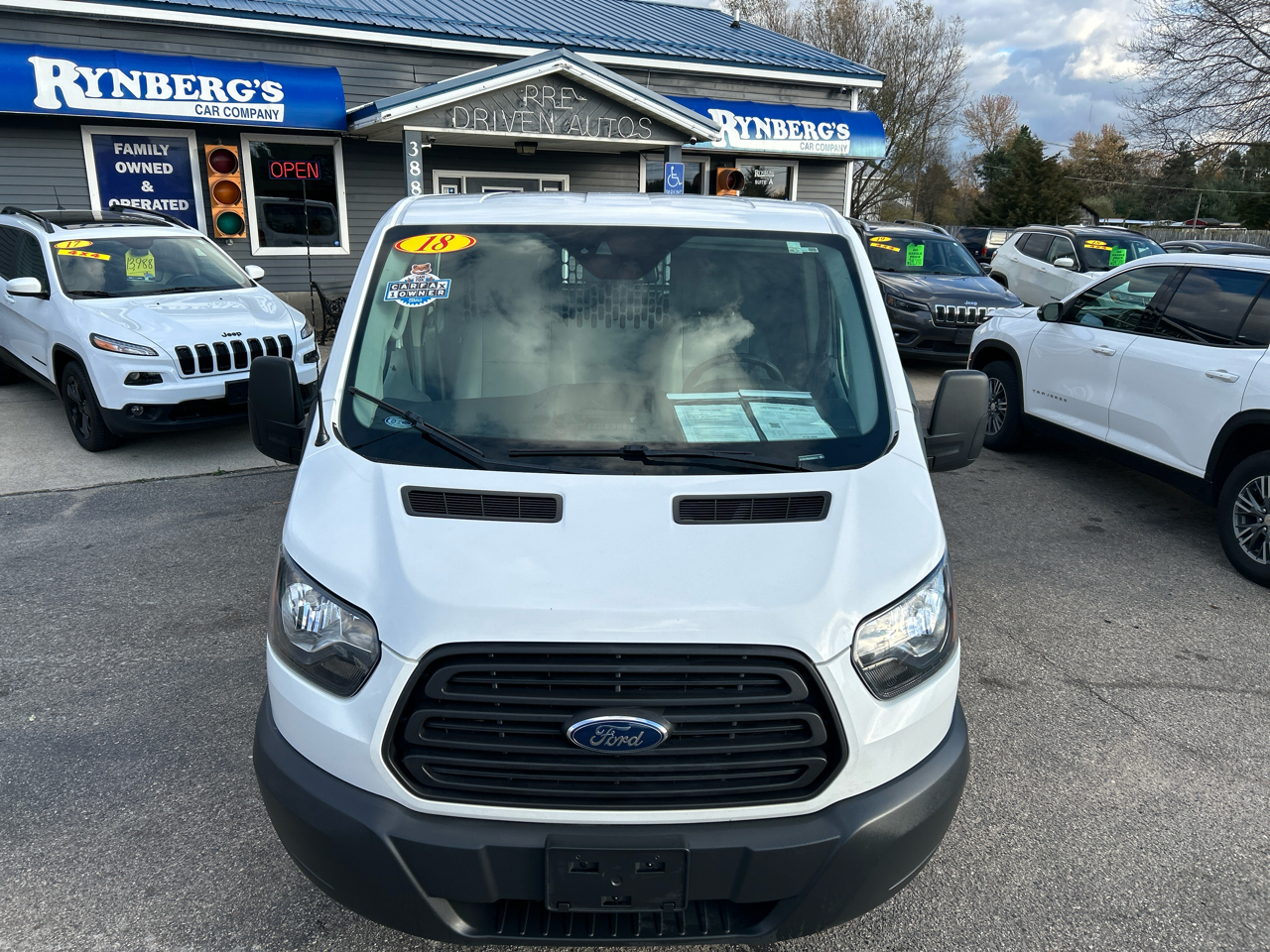 Ford Transit 150 Van Low Roof w/Sliding Pass. 130-in. WB 2018 Ford Transit 150 Van Low Roof w/Sliding Pass. 130-in. WB 2018
