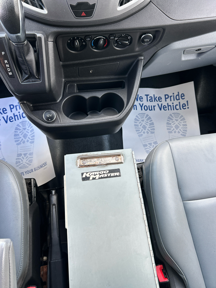 Ford Transit 150 Van Low Roof w/Sliding Pass. 130-in. WB 2018 Ford Transit 150 Van Low Roof w/Sliding Pass. 130-in. WB 2018