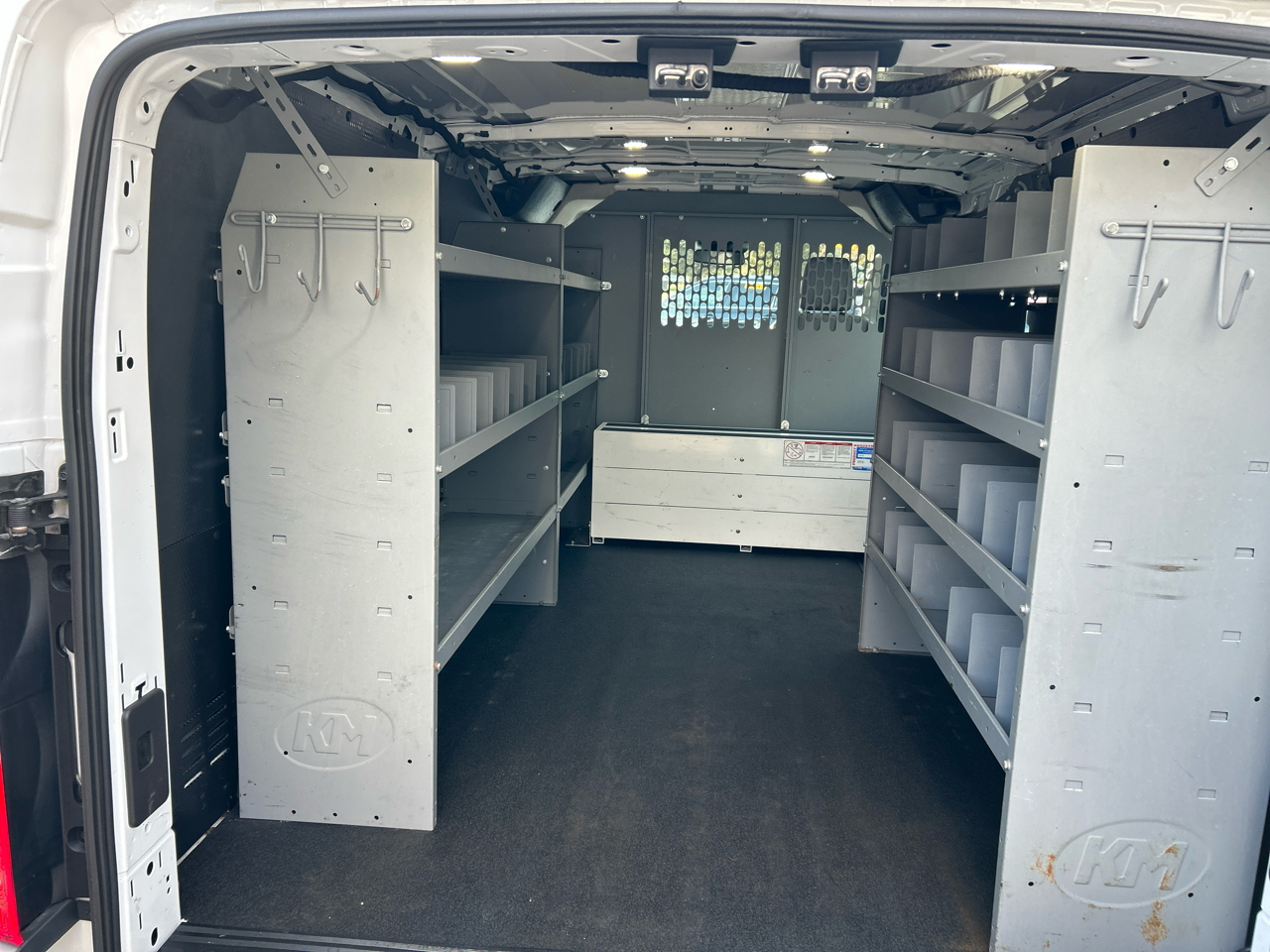 Ford Transit 150 Van Low Roof w/Sliding Pass. 130-in. WB 2018 Ford Transit 150 Van Low Roof w/Sliding Pass. 130-in. WB 2018