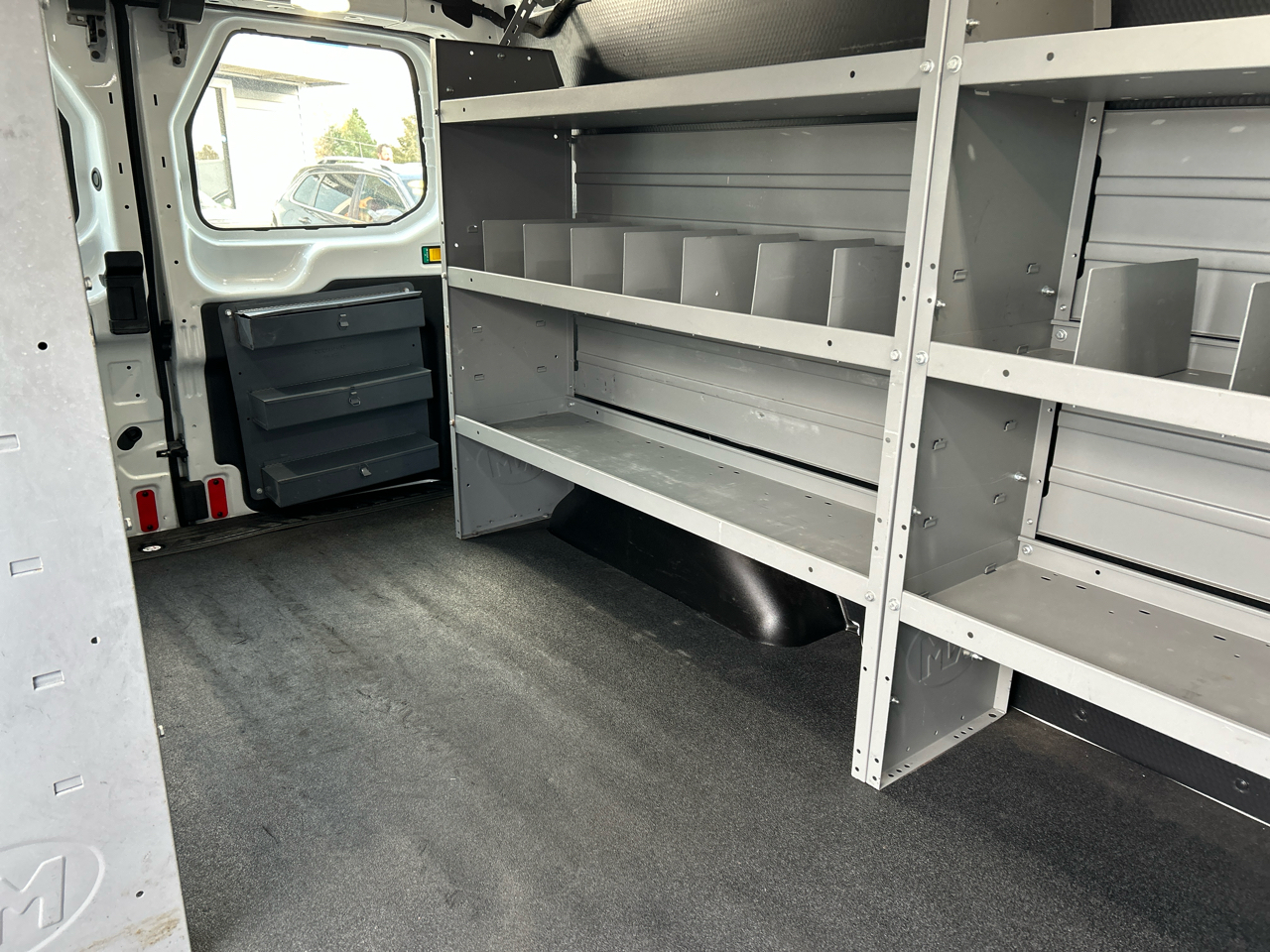 Ford Transit 150 Van Low Roof w/Sliding Pass. 130-in. WB 2018 Ford Transit 150 Van Low Roof w/Sliding Pass. 130-in. WB 2018