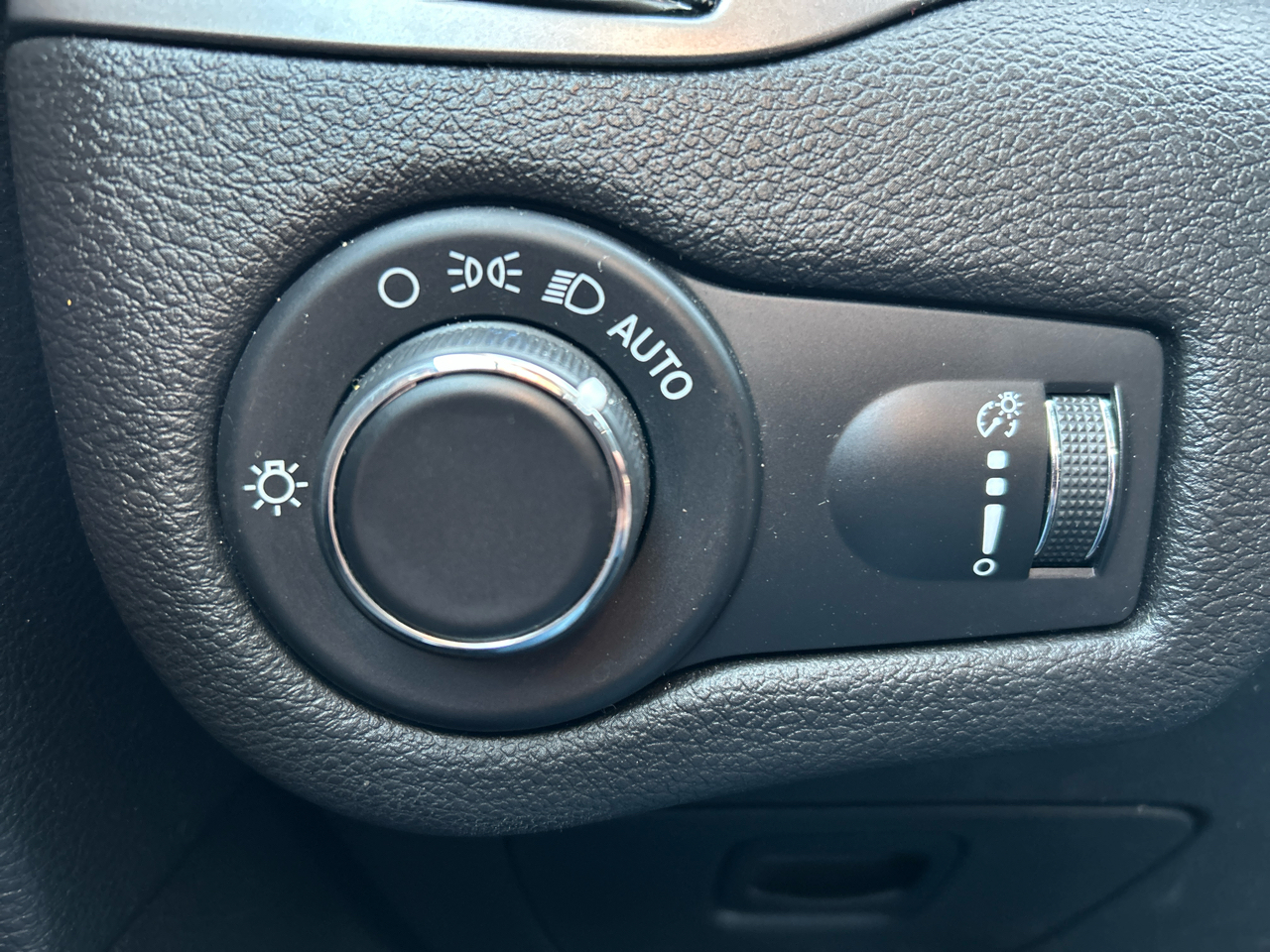 Jeep Cherokee Latitude 4WD 2020