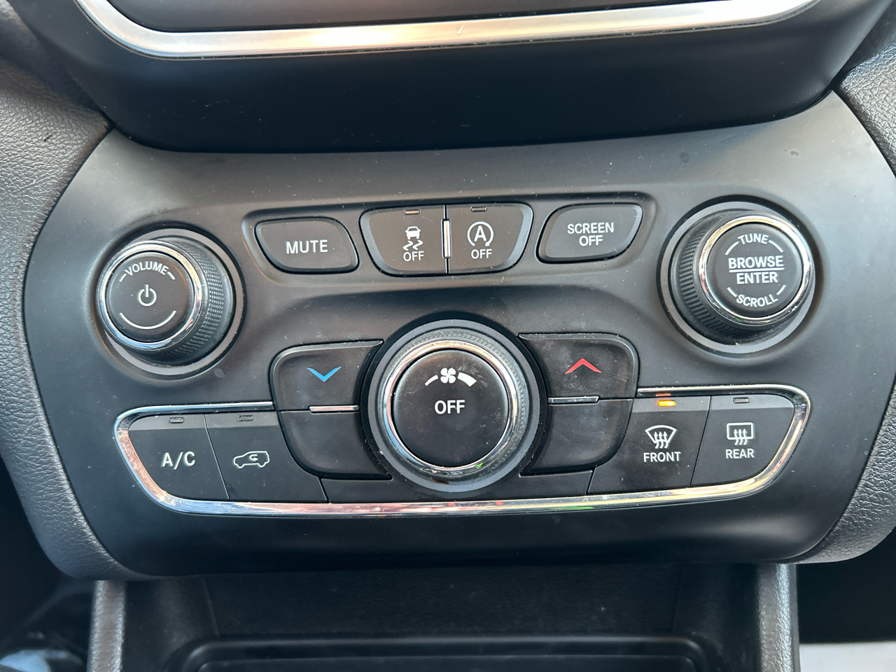 Jeep Cherokee Latitude 4WD 2020