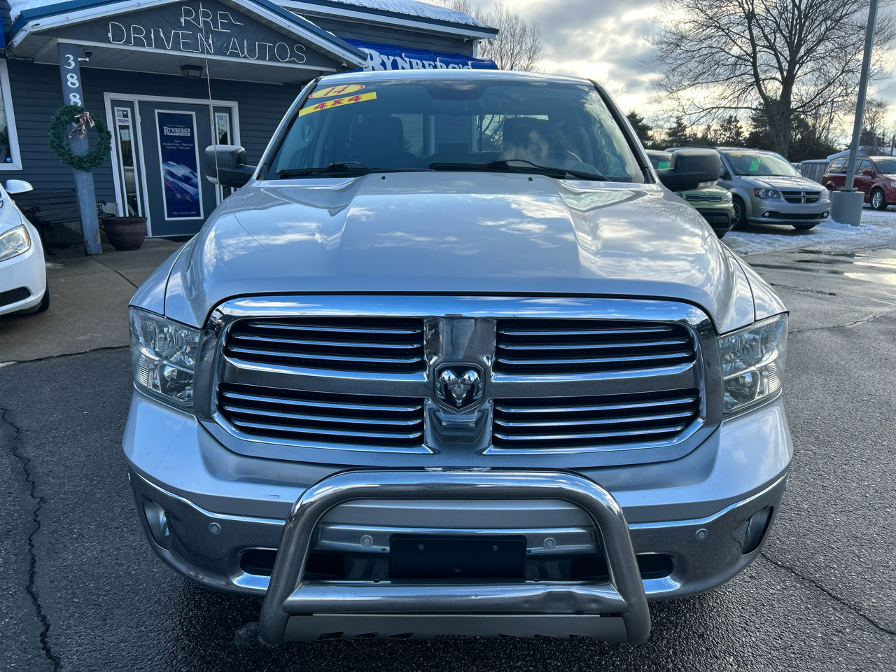 RAM 1500 4WD Quad Cab 140.5" Big Horn 2014