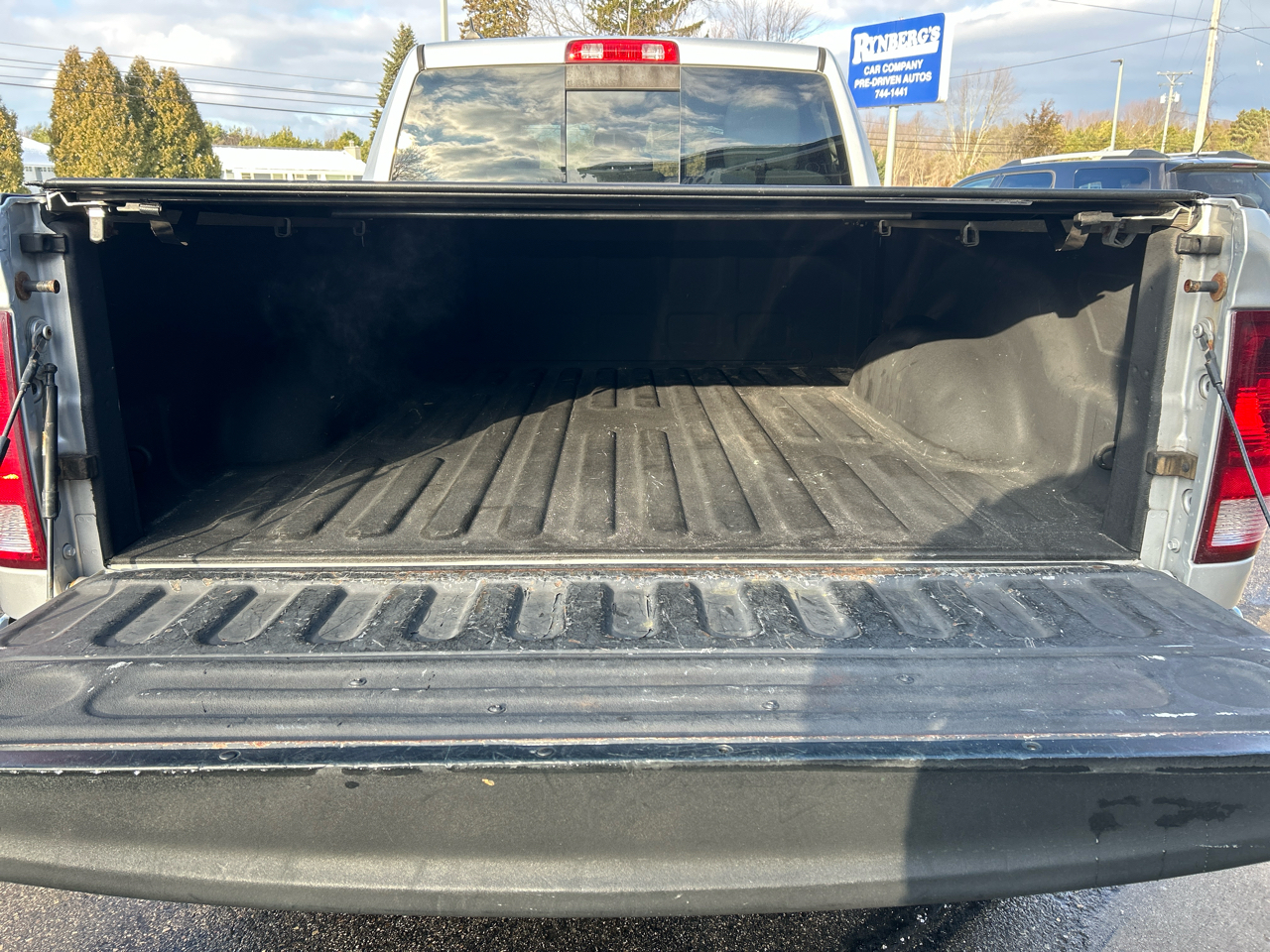 RAM 1500 4WD Quad Cab 140.5" Big Horn 2014