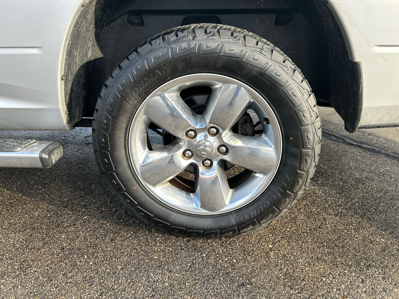 RAM 1500 4WD Quad Cab 140.5" Big Horn 2014