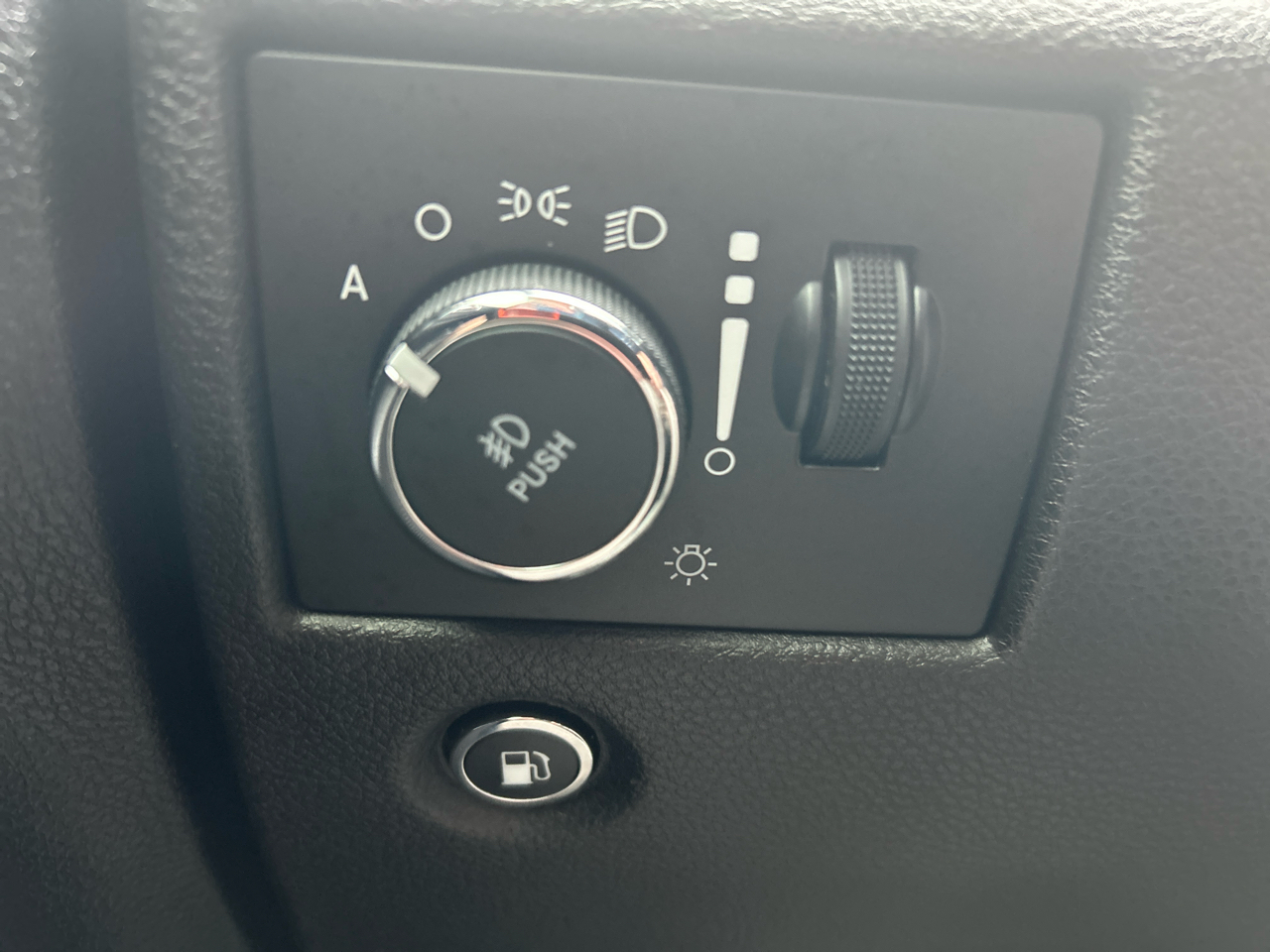 Jeep Grand Cherokee Laredo 4WD 2019