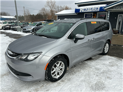 2020 Chrysler Voyager 