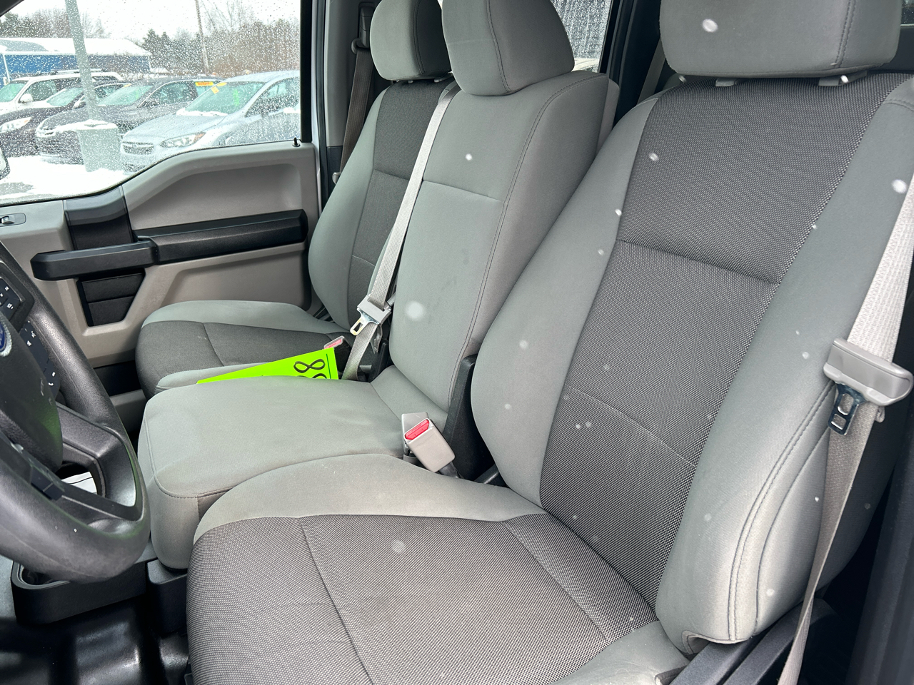 Ford F-150 4WD SuperCrew 145" XL 2017